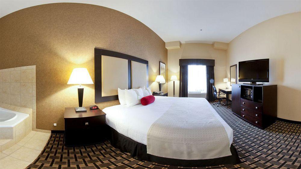 Holiday Inn Arlington Northeast By Ihg Eksteriør billede