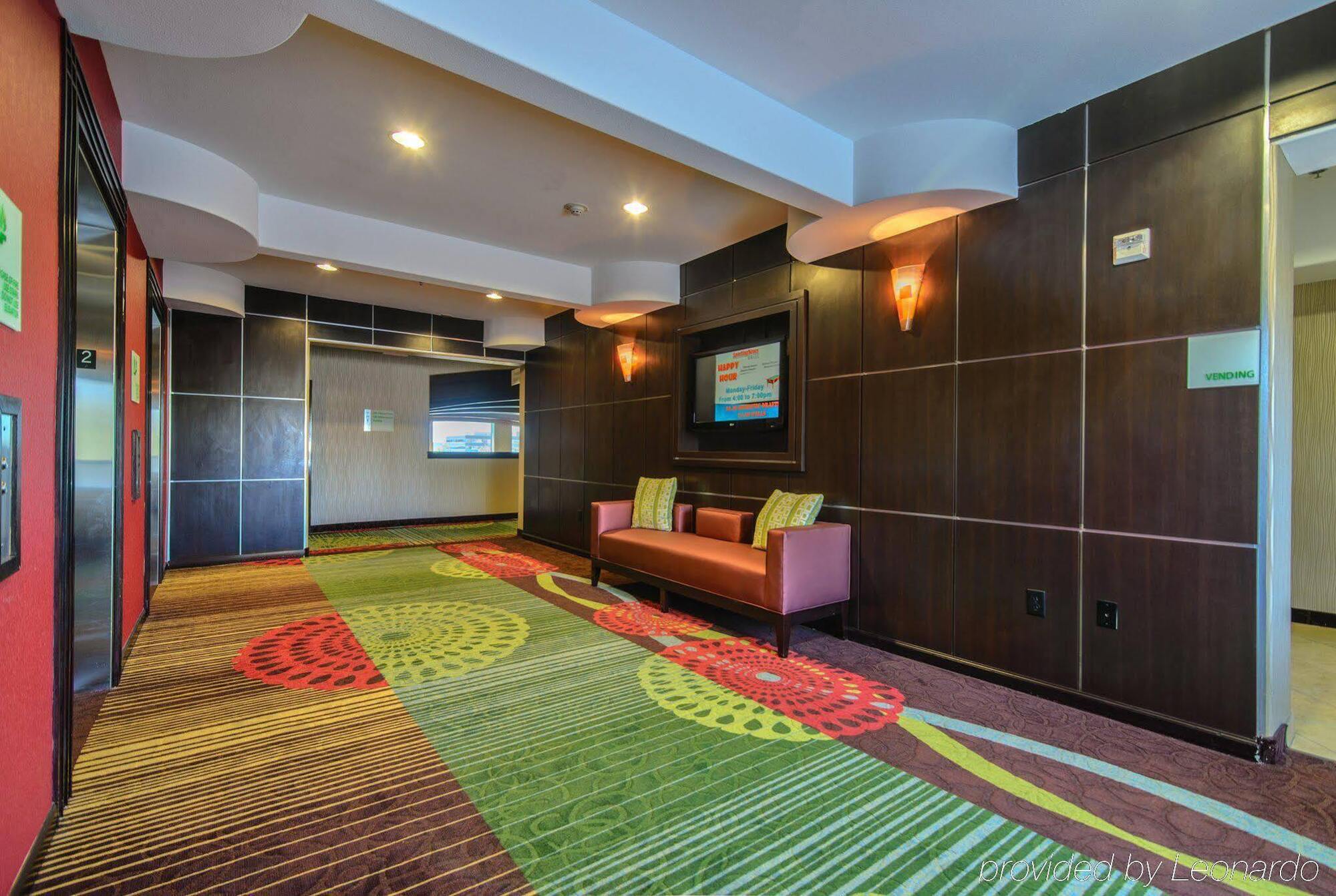 Holiday Inn Arlington Northeast By Ihg Eksteriør billede